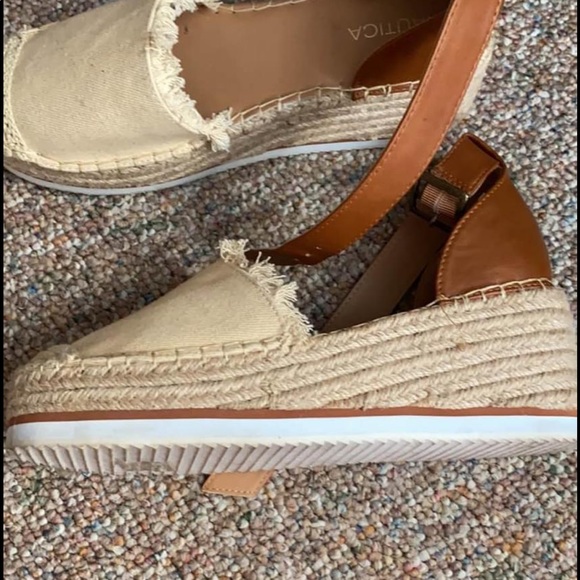 Platform shoes nautica - Picture 2 of 2